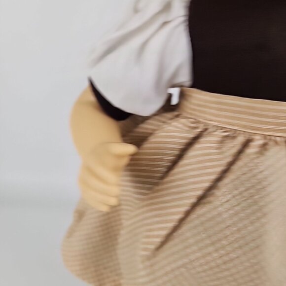 Goebel MJ Hummel 16" Porcelain Doll Valentine Gift Exclusive Edition RARE 98' - Picture 4 of 14